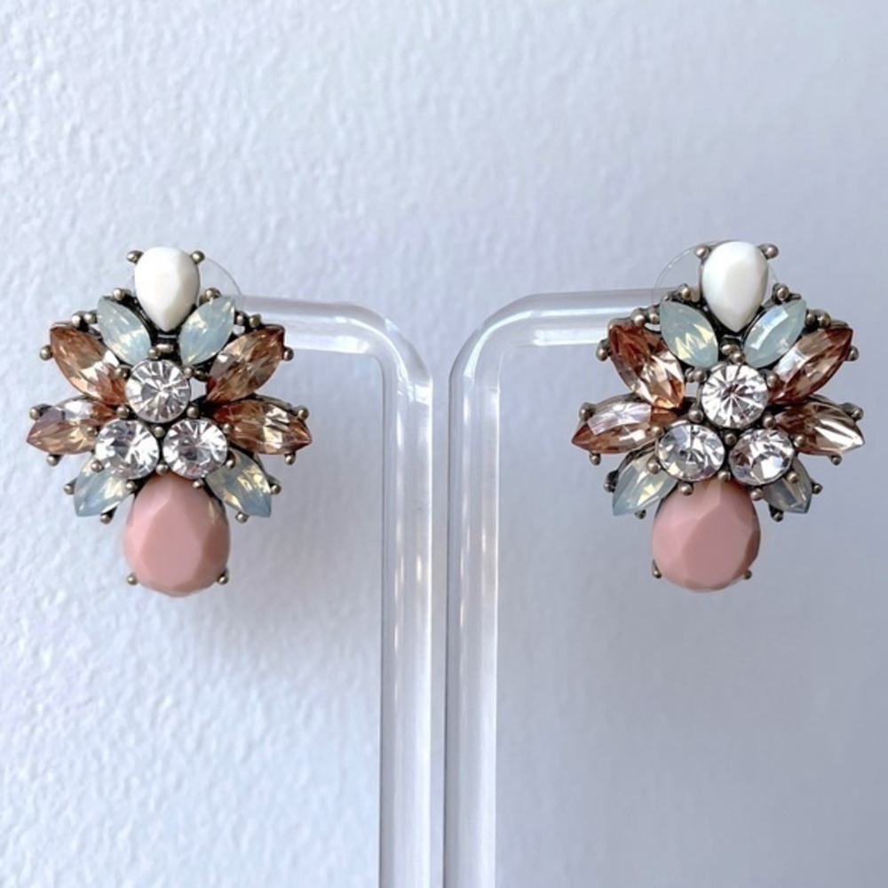 Francesca: Vintage Multicolored Crystal Stud Earrings | NWT